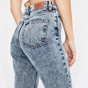 UO BDG stone wash mom jeans W25 L32